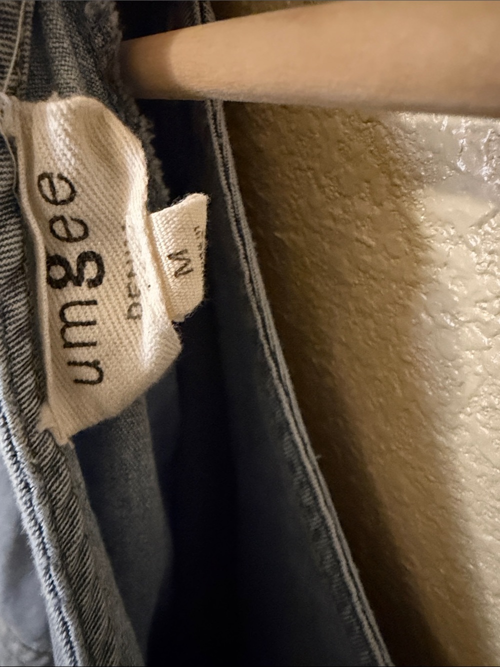 Jeans Subcategory Classification - Picture 3 of 3